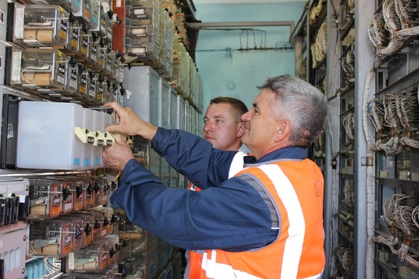 Электромеханик устройств сигнализации, централизации, блокировки и средств связи